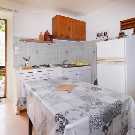 1 Bedroom Cozy In * Sant Andrea di Bozio